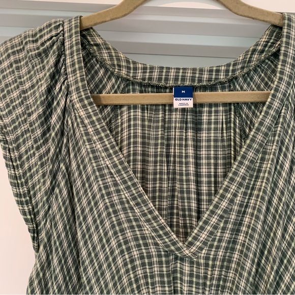 Old Navy - Picture 5 of 5